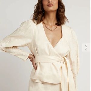 NWT DISSH Olivia cream linen wrap top